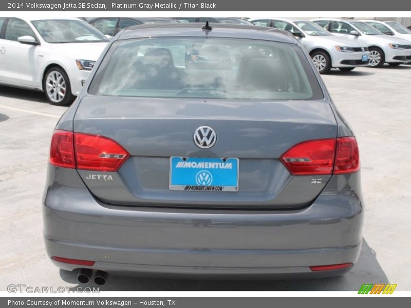 Platinum Gray Metallic / Titan Black 2014 Volkswagen Jetta SE Sedan