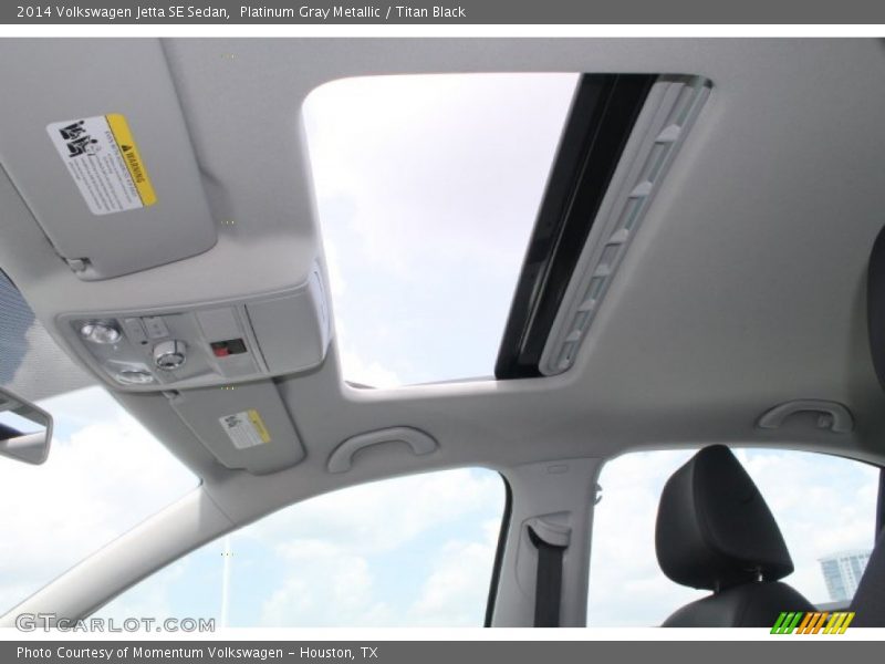 Platinum Gray Metallic / Titan Black 2014 Volkswagen Jetta SE Sedan