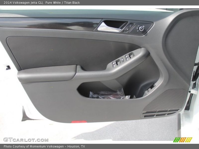 Pure White / Titan Black 2014 Volkswagen Jetta GLI