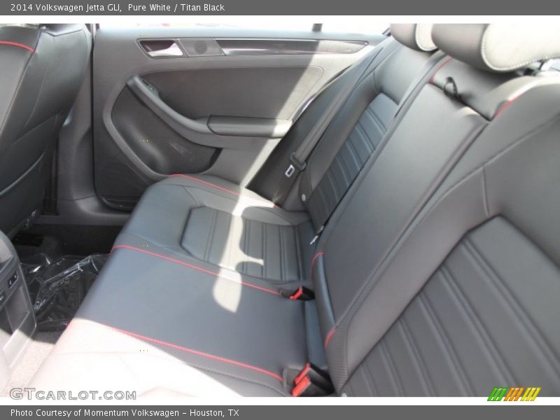 Pure White / Titan Black 2014 Volkswagen Jetta GLI