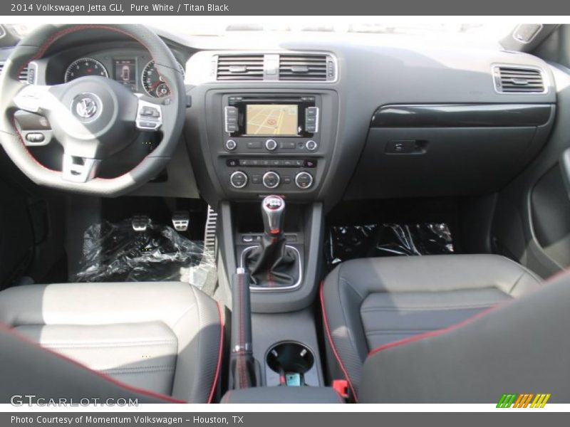 Pure White / Titan Black 2014 Volkswagen Jetta GLI