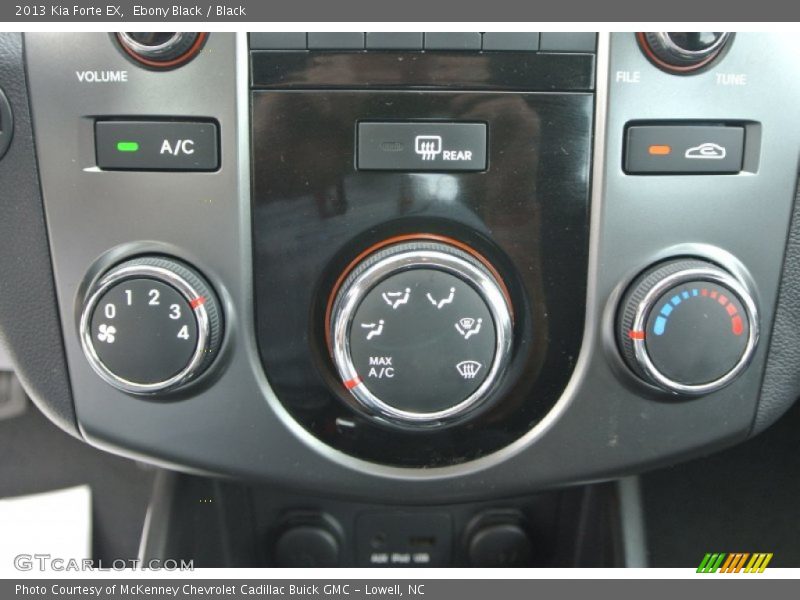 Ebony Black / Black 2013 Kia Forte EX