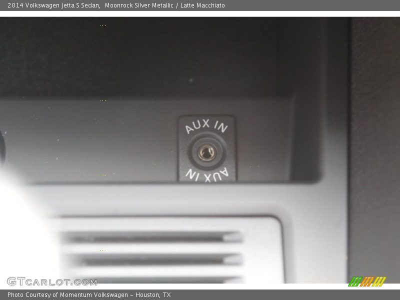 Moonrock Silver Metallic / Latte Macchiato 2014 Volkswagen Jetta S Sedan