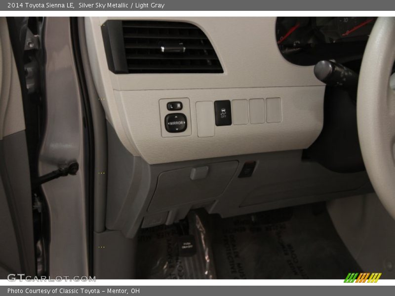 Silver Sky Metallic / Light Gray 2014 Toyota Sienna LE
