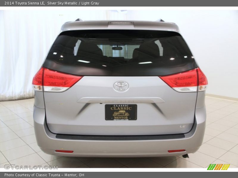 Silver Sky Metallic / Light Gray 2014 Toyota Sienna LE