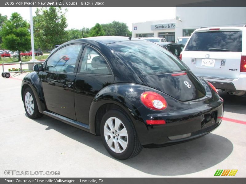 Black / Black 2009 Volkswagen New Beetle 2.5 Coupe