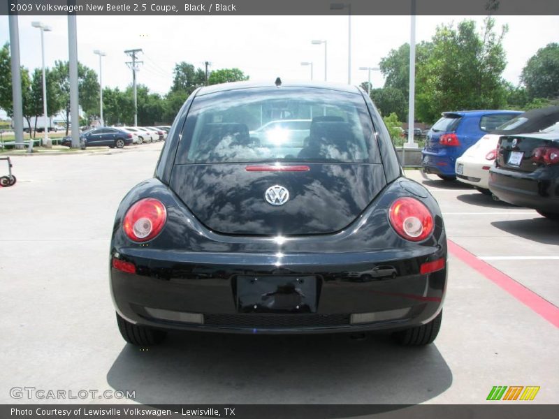 Black / Black 2009 Volkswagen New Beetle 2.5 Coupe