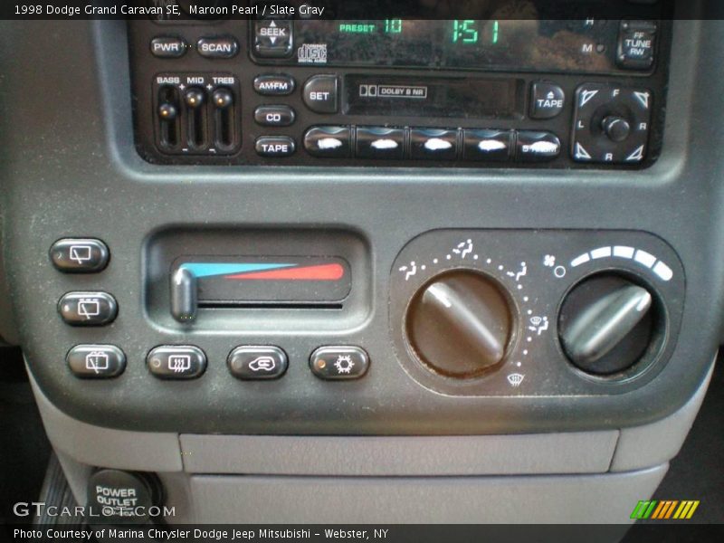 Maroon Pearl / Slate Gray 1998 Dodge Grand Caravan SE