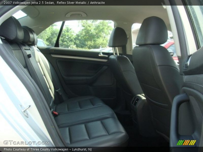 Reflex Silver Metallic / Anthracite 2007 Volkswagen Jetta 2.5 Sedan