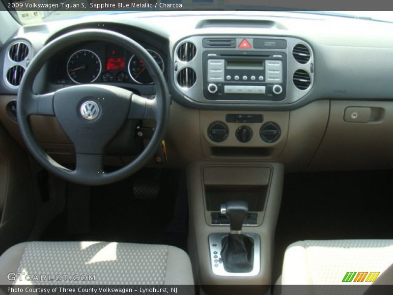 Sapphire Blue Metallic / Charcoal 2009 Volkswagen Tiguan S