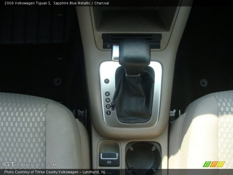 Sapphire Blue Metallic / Charcoal 2009 Volkswagen Tiguan S