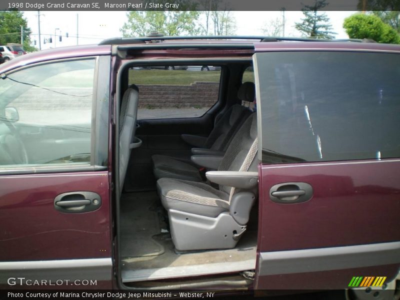 Maroon Pearl / Slate Gray 1998 Dodge Grand Caravan SE