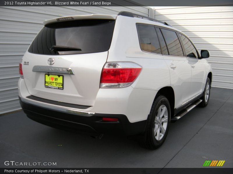 Blizzard White Pearl / Sand Beige 2012 Toyota Highlander V6