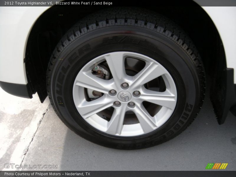 Blizzard White Pearl / Sand Beige 2012 Toyota Highlander V6