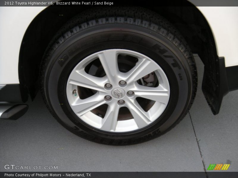 Blizzard White Pearl / Sand Beige 2012 Toyota Highlander V6