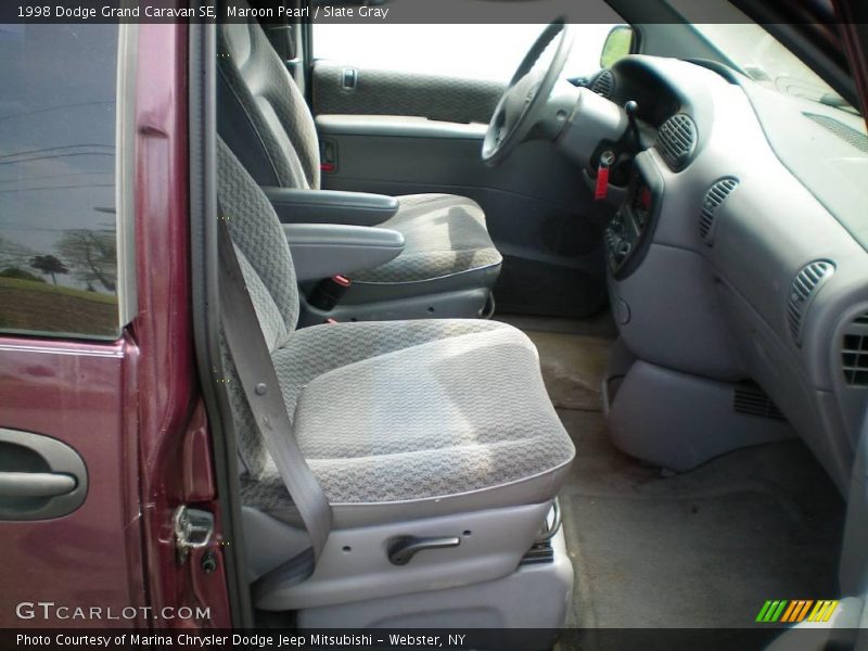 Maroon Pearl / Slate Gray 1998 Dodge Grand Caravan SE
