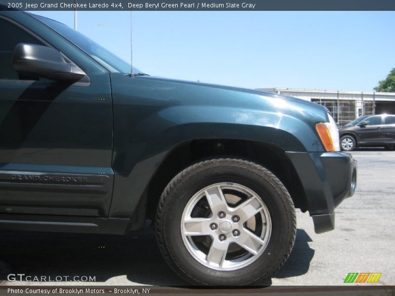 Deep Beryl Green Pearl / Medium Slate Gray 2005 Jeep Grand Cherokee Laredo 4x4