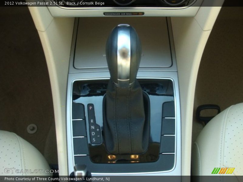Black / Cornsilk Beige 2012 Volkswagen Passat 2.5L SE