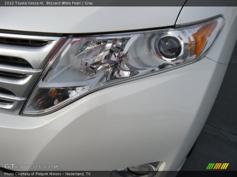 Blizzard White Pearl / Gray 2010 Toyota Venza I4