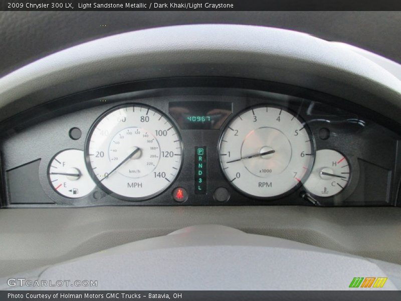 Light Sandstone Metallic / Dark Khaki/Light Graystone 2009 Chrysler 300 LX