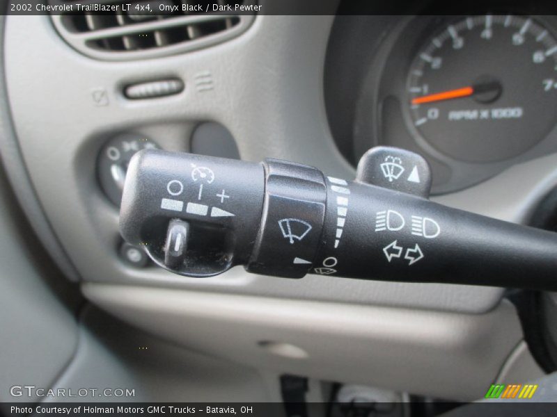 Onyx Black / Dark Pewter 2002 Chevrolet TrailBlazer LT 4x4