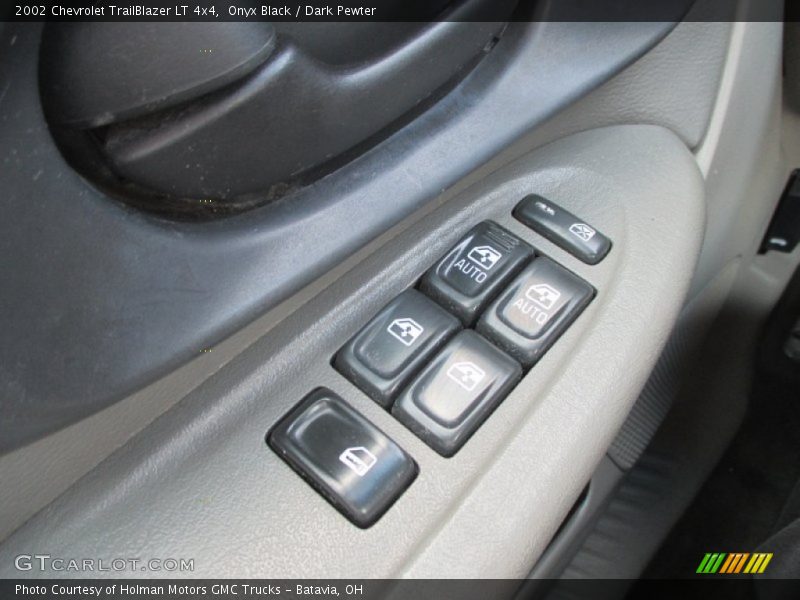Onyx Black / Dark Pewter 2002 Chevrolet TrailBlazer LT 4x4