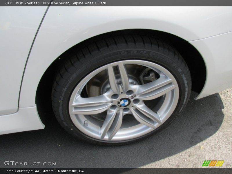 Alpine White / Black 2015 BMW 5 Series 550i xDrive Sedan