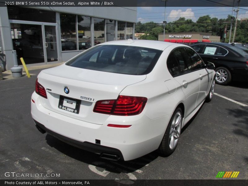 Alpine White / Black 2015 BMW 5 Series 550i xDrive Sedan