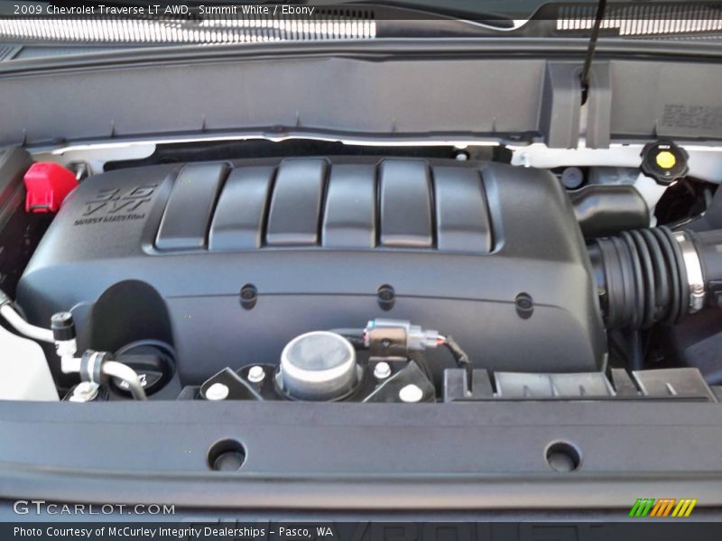 Summit White / Ebony 2009 Chevrolet Traverse LT AWD