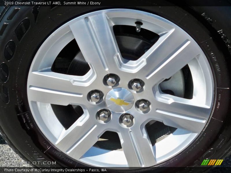 Summit White / Ebony 2009 Chevrolet Traverse LT AWD