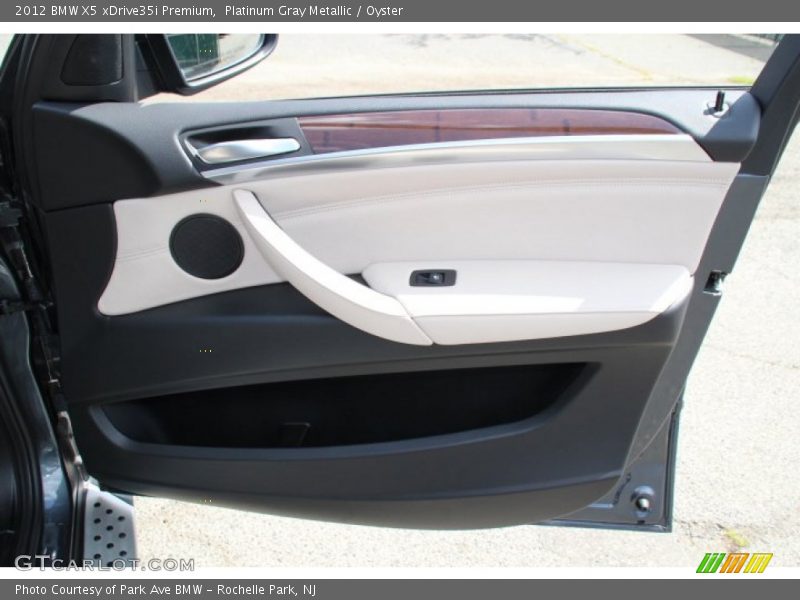 Platinum Gray Metallic / Oyster 2012 BMW X5 xDrive35i Premium