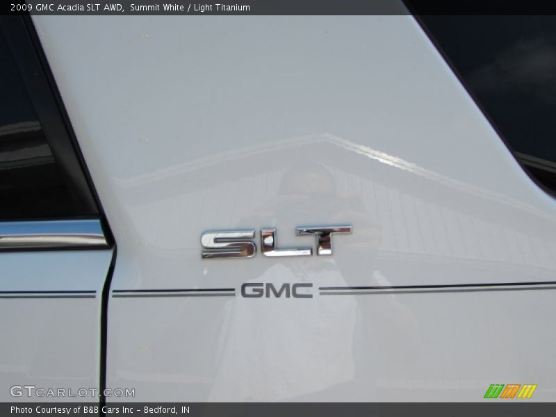 Summit White / Light Titanium 2009 GMC Acadia SLT AWD