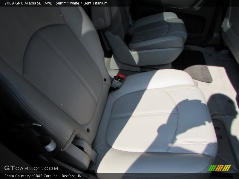Summit White / Light Titanium 2009 GMC Acadia SLT AWD