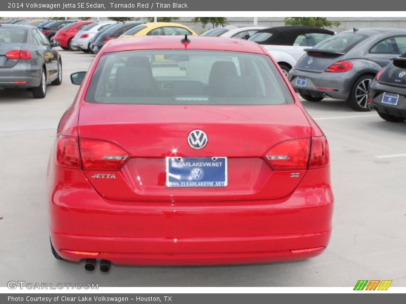 Tornado Red / Titan Black 2014 Volkswagen Jetta SE Sedan