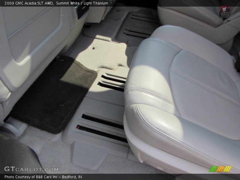 Summit White / Light Titanium 2009 GMC Acadia SLT AWD