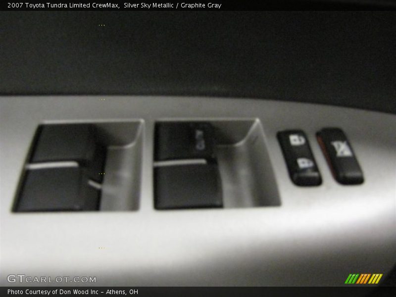 Silver Sky Metallic / Graphite Gray 2007 Toyota Tundra Limited CrewMax