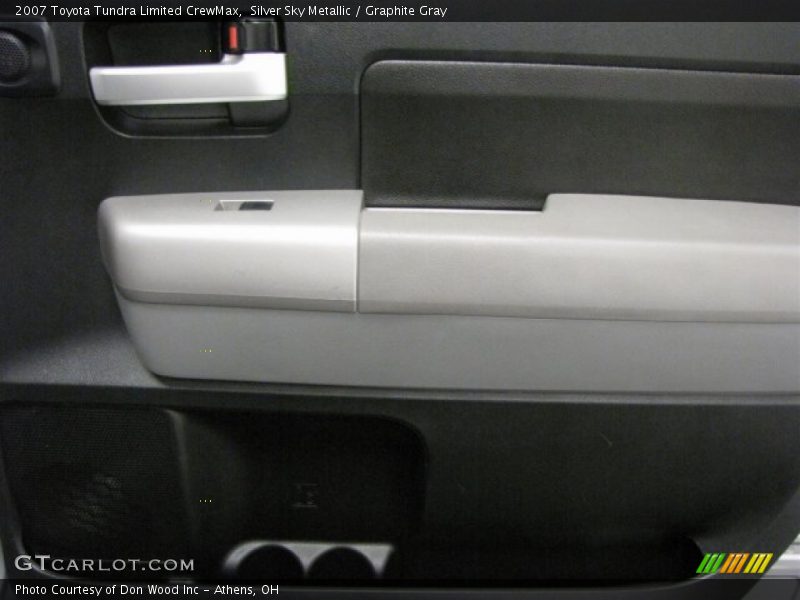 Silver Sky Metallic / Graphite Gray 2007 Toyota Tundra Limited CrewMax