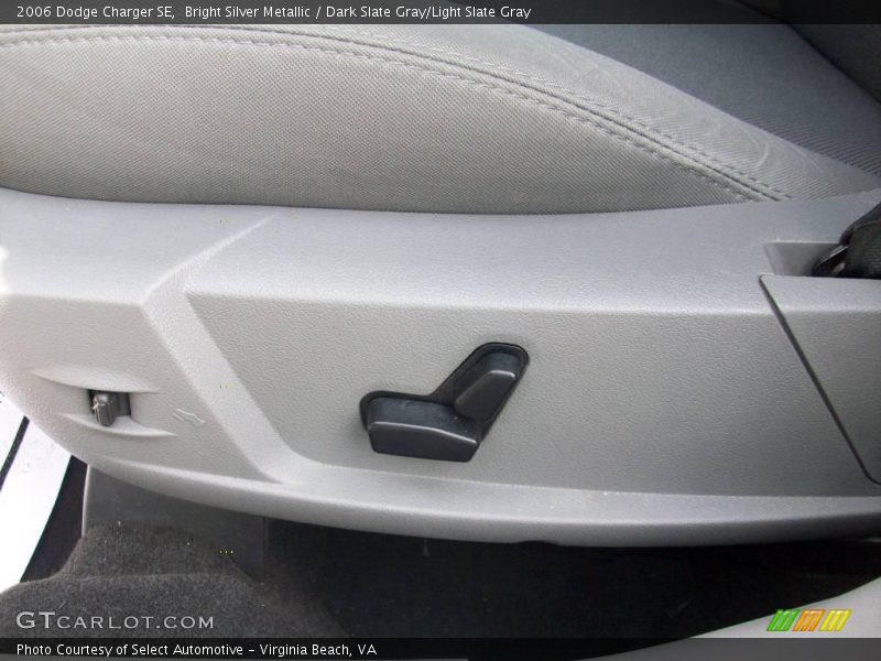 Bright Silver Metallic / Dark Slate Gray/Light Slate Gray 2006 Dodge Charger SE