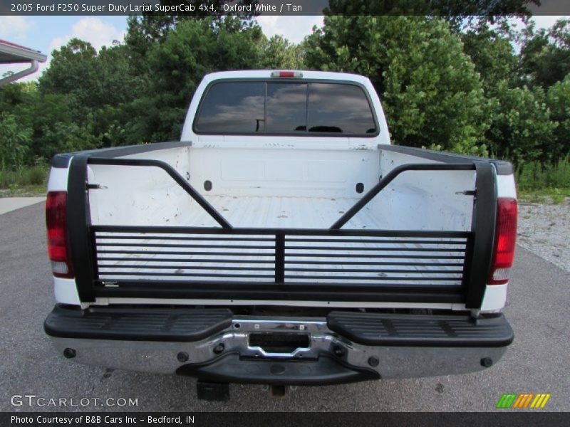 Oxford White / Tan 2005 Ford F250 Super Duty Lariat SuperCab 4x4
