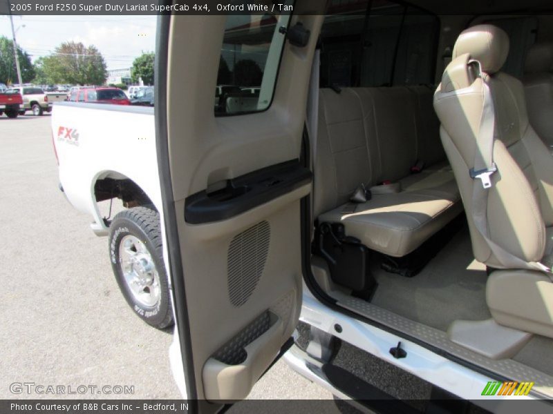 Oxford White / Tan 2005 Ford F250 Super Duty Lariat SuperCab 4x4