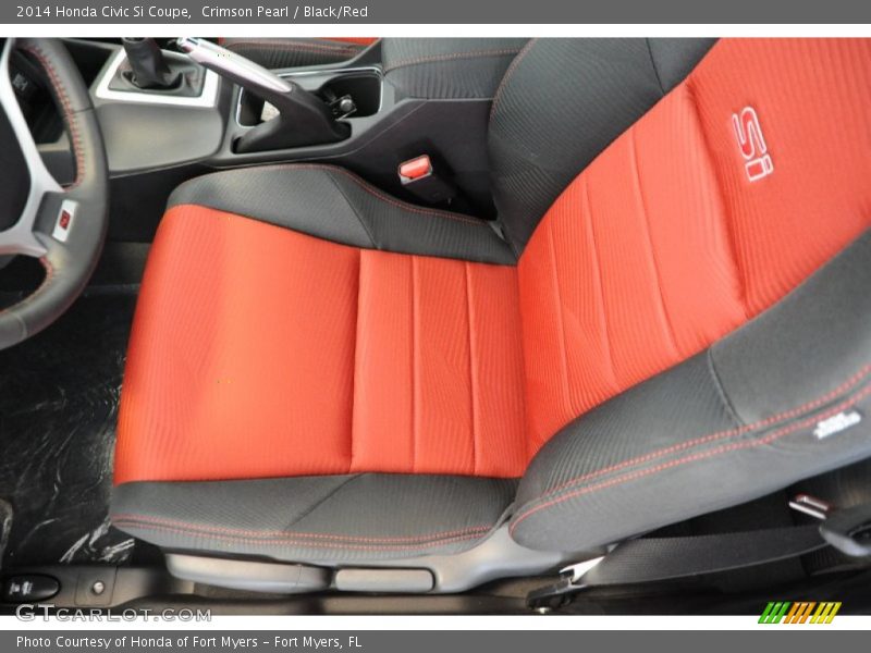 Front Seat of 2014 Civic Si Coupe