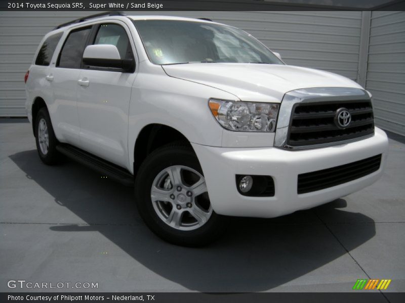 Super White / Sand Beige 2014 Toyota Sequoia SR5