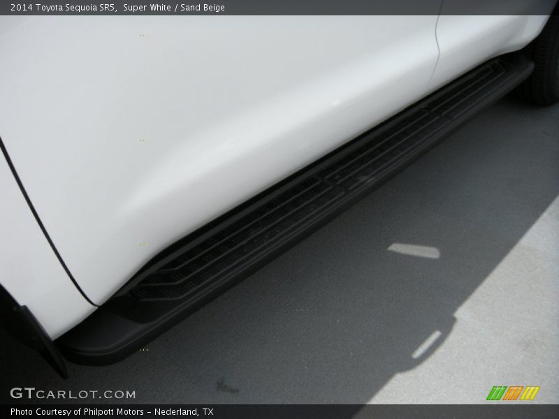 Super White / Sand Beige 2014 Toyota Sequoia SR5