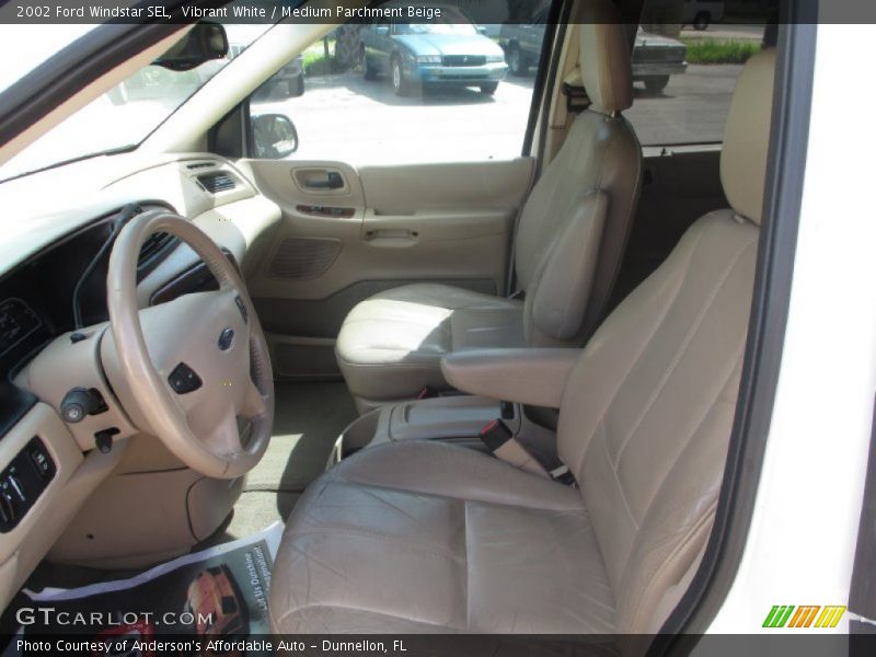 Vibrant White / Medium Parchment Beige 2002 Ford Windstar SEL