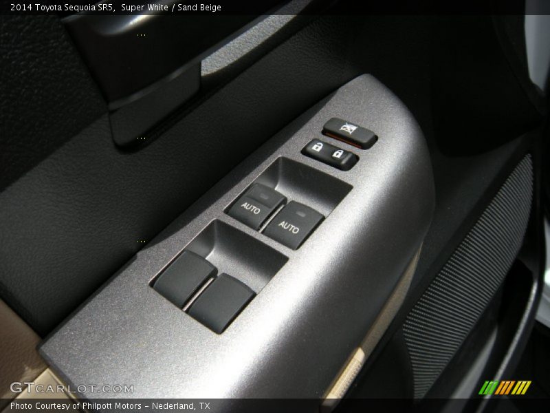 Super White / Sand Beige 2014 Toyota Sequoia SR5