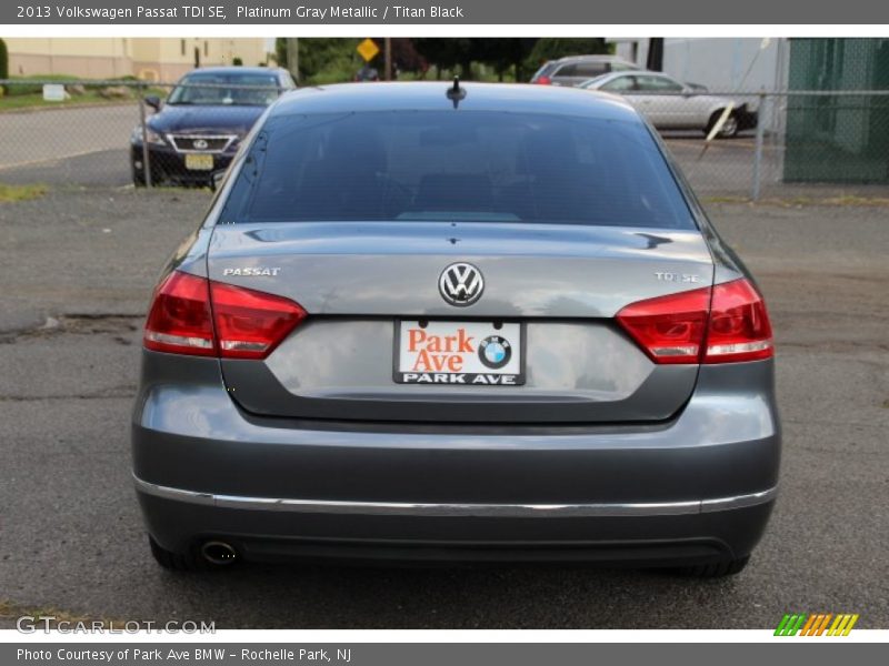 Platinum Gray Metallic / Titan Black 2013 Volkswagen Passat TDI SE