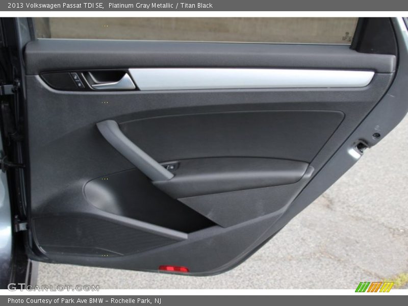 Platinum Gray Metallic / Titan Black 2013 Volkswagen Passat TDI SE