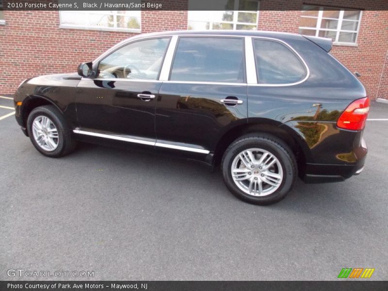 Black / Havanna/Sand Beige 2010 Porsche Cayenne S