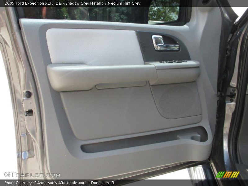 Dark Shadow Grey Metallic / Medium Flint Grey 2005 Ford Expedition XLT