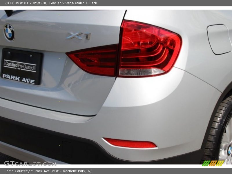 Glacier Silver Metallic / Black 2014 BMW X1 xDrive28i